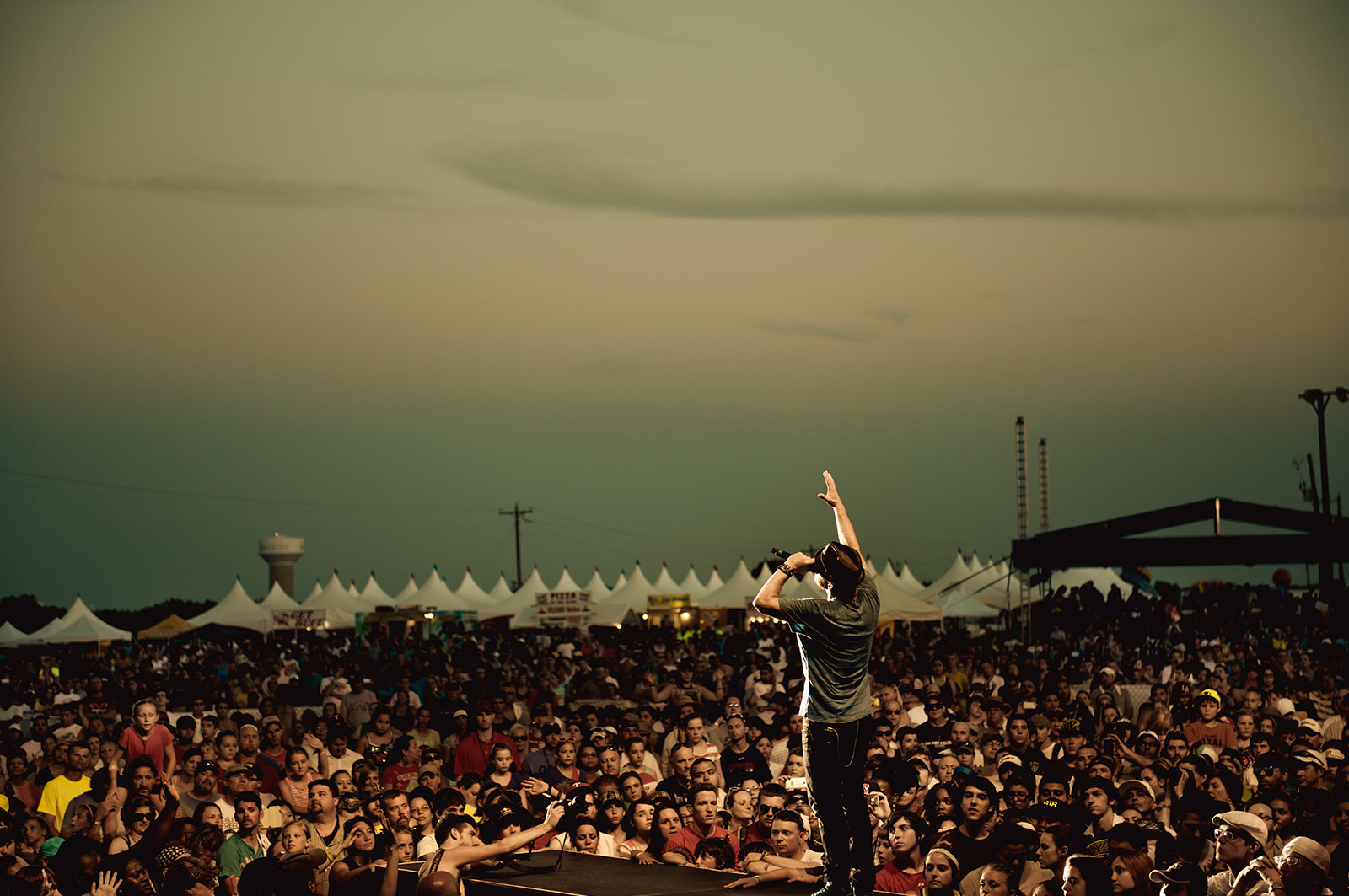 TOBY MAC 01 CAL KNAPP