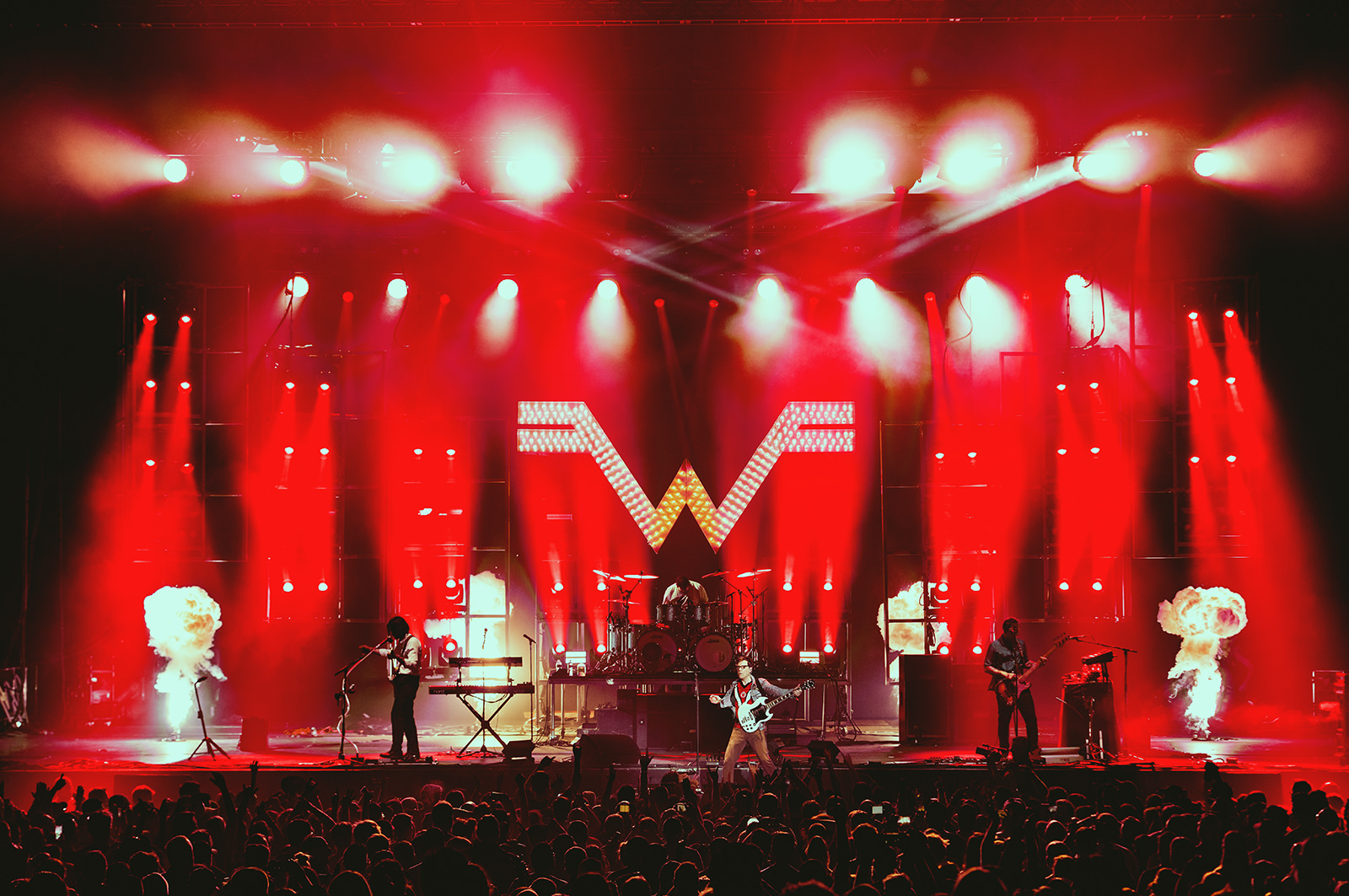 WEEZER 01 CAL KNAPP